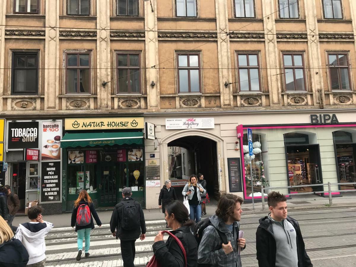 Magic Garden Zagreb Centerアパートメント エクステリア 写真